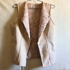 Faux suede vest & faux fur blush pink nude